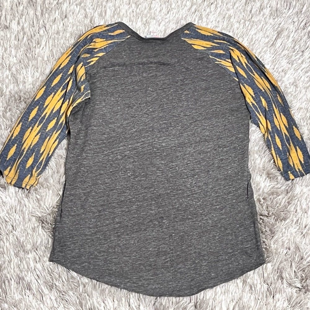 LuLaRoe Randy Raglan Tee Size Small - Picture 2 of 7